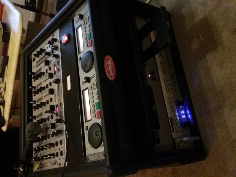 Musikanlage/DJ-Anlage